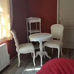 La Table De Pierre