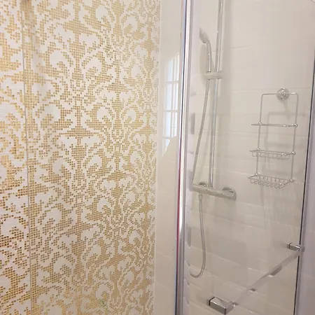 Bed & Breakfast La Table De Pierre Lussas-et-Nontronneau