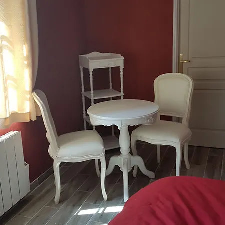 La Table De Pierre