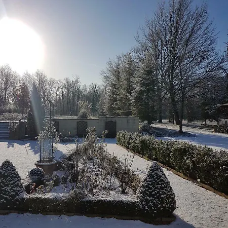 La Table De Pierre Lussas-et-Nontronneau