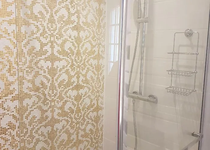 La Table De Pierre Lussas-et-Nontronneau